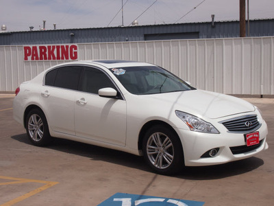 infiniti g37 sedan 2012 white sedan x gasoline 6 cylinders all whee drive automatic 79110