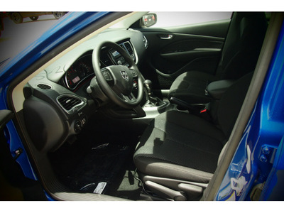 dodge dart 2014 blue sedan se 4 cylinders automatic 77375
