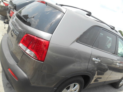 kia sorento base