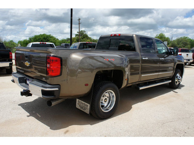 chevrolet silverado 3500hd 2015 brown ltz 8 cylinders automatic 78114