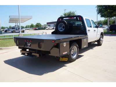 chevrolet silverado 3500hd cc 2014 white work truck diesel 8 cylinders 2 wheel drive automatic 76051