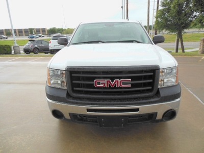 gmc sierra 1500 2009 white 2wd reg cab 133 0 gasoline 6 cylinders 2 wheel drive automatic 76108