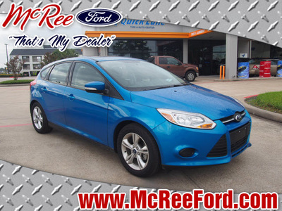 ford focus 2014 blue hatchback se flex fuel 4 cylinders front wheel drive automatic with overdrive 77539