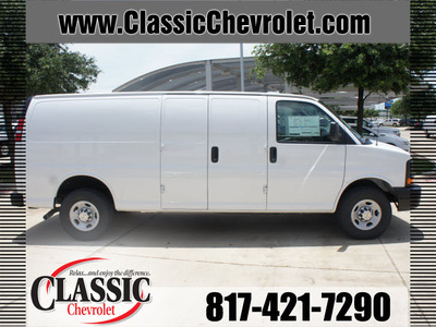 chevrolet express cargo 2014 white van 2500 flex fuel 8 cylinders rear wheel drive automatic 76051