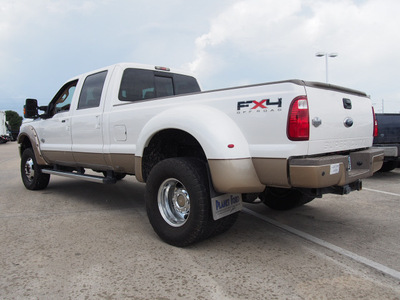 ford f 350 super duty 2011 white lariat biodiesel 8 cylinders 4 wheel drive shiftable automatic 77521