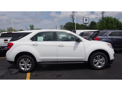 chevrolet equinox 2014 white suv ls gasoline 4 cylinders front wheel drive 6 speed automatic 77581