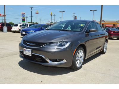 chrysler 200 2015 gray sedan c gasoline 4 cylinders front wheel drive automatic 75110