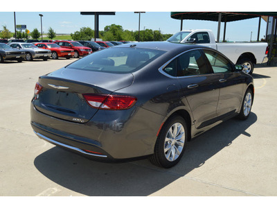 chrysler 200 2015 gray sedan c gasoline 4 cylinders front wheel drive automatic 75110