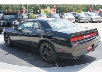 dodge challenger 2014 black coupe rt gasoline 8 cylinders rear wheel drive not specified 77590