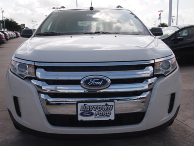 ford edge 2014 oxford white metall se gasoline 6 cylinders front wheel drive shiftable automatic 77521