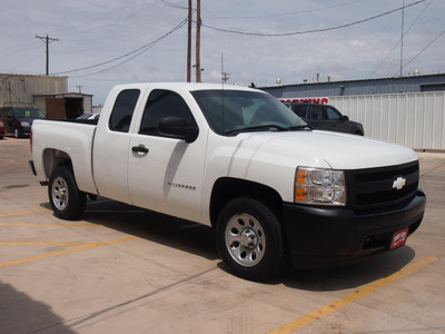chevrolet silverado 1500 2007 white pickup truck lt1 8 cylinders automatic 79110