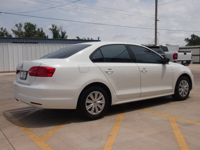 volkswagen jetta 2014 white sedan s 4 cylinders automatic 79110