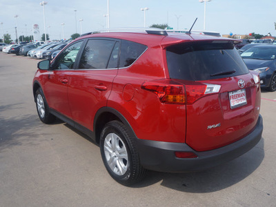 toyota rav4 2013 red suv le 4 cylinders automatic 76053