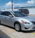 nissan altima 2013 silver sedan 2 5 s gasoline 4 cylinders front wheel drive automatic 79110