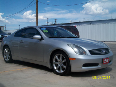 infiniti g35 2004 silver coupe 6 cylinders automatic 79110