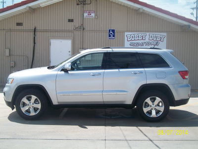 jeep grand cherokee 2013 silver suv limited gasoline 6 cylinders 2 wheel drive automatic 79110