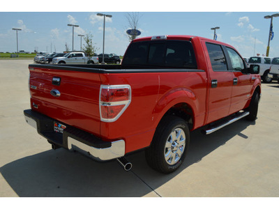 ford f 150 2014 red xlt gasoline 6 cylinders 2 wheel drive automatic 76230