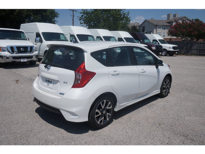 nissan versa note 2015 white hatchback s gasoline 4 cylinders front wheel drive automatic 76116
