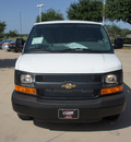 chevrolet express cargo 2014 white van 1500 gasoline 6 cylinders rear wheel drive automatic 76051