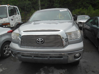 toyota tundra double cab