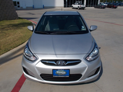 hyundai accent 2013 silver sedan gls gasoline 4 cylinders front wheel drive automatic 75606