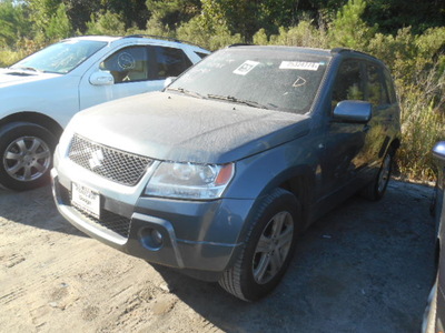 suzuki grand vitara luxury