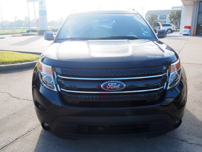 ford explorer 2011 black suv limited gasoline 6 cylinders 2 wheel drive 6 speed automatic 77539