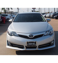 toyota camry 2014 silver sedan se 4 cylinders 6 speed automatic 77546