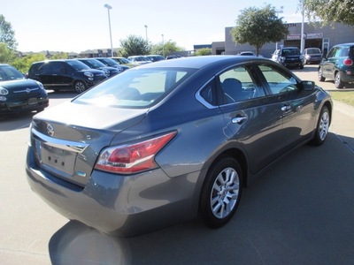 nissan altima 2014 gray sedan 4dr sdn i4 2 5 s gasoline 4 cylinders front wheel drive automatic 76108