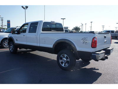 ford f 350 super duty 2015 white lariat 8 cylinders automatic 78861