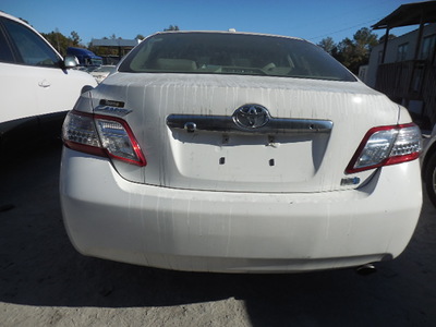 toyota camry hybrid