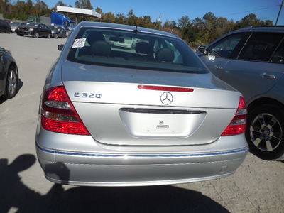 mercedes benz e320