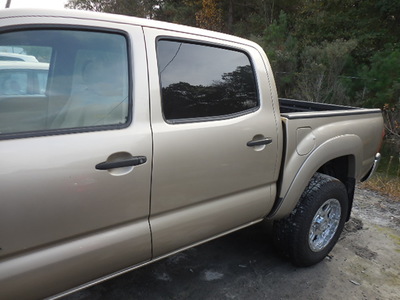 toyota tacoma doublecab lg bd