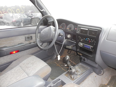 toyota tacoma xtracab