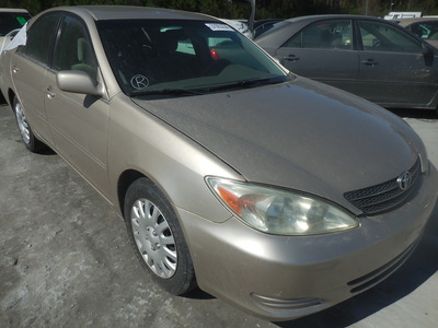 toyota camry le xle se