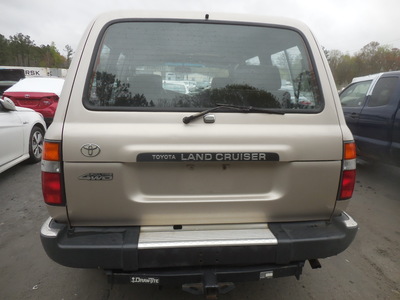 toyota landcruiser