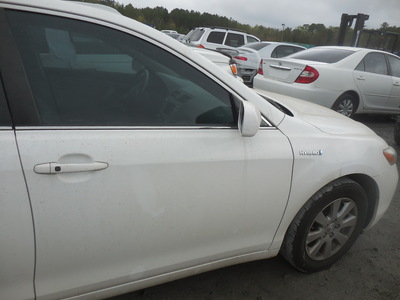 toyota camry hybrid