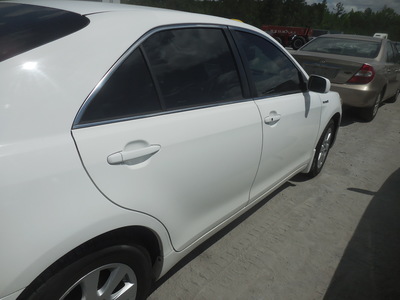 toyota camry hybrid