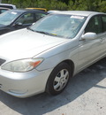 toyota camry le xle se