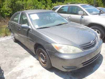 toyota camry le xle se