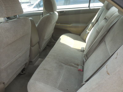 toyota camry le xle se