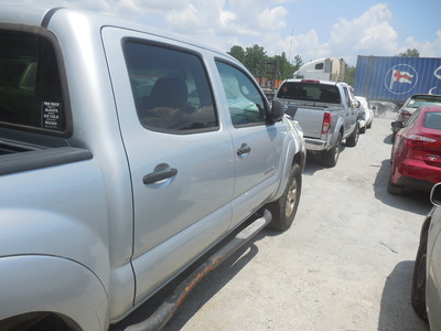 toyota tacoma prerunnerdoublecab