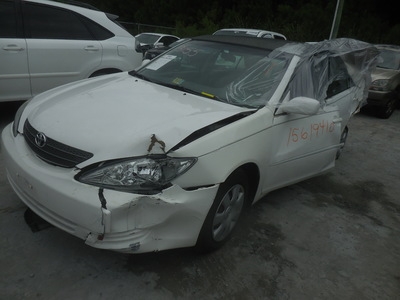 toyota camry le xle se