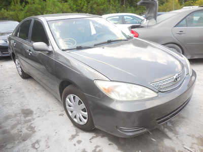 toyota camry le xle se