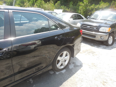 toyota camry l se le xle