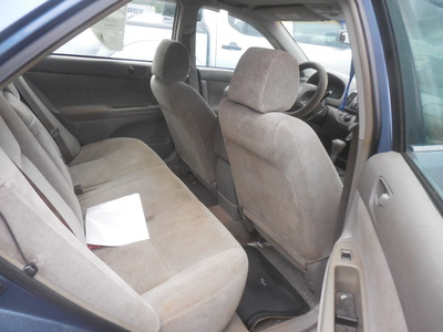 toyota camry le xle se