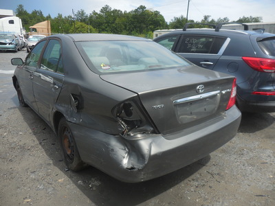 toyota camry le xle se