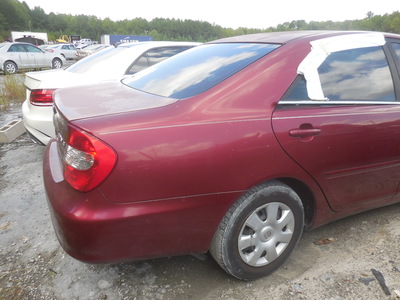 toyota camry le xle se