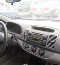 toyota camry le xle se