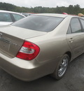 toyota camry le xle se